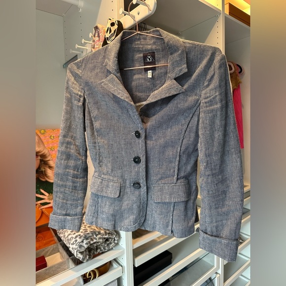 Armani Jeans Women's Elegant Gray Blazer - Picture 2 of 8